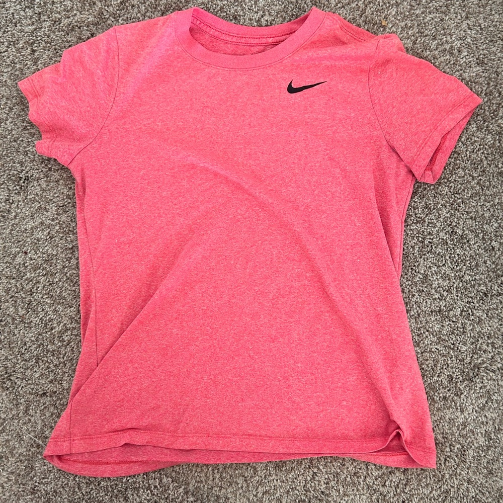 Nike Women's Coral Short Sleeve Tee